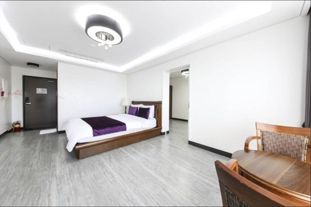 The Seri Resort Seogwipo Bagian luar foto